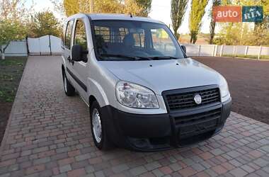 Мінівен Fiat Doblo 2011 в 
