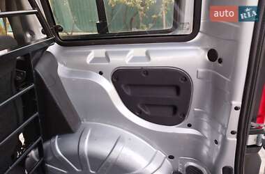Мінівен Fiat Doblo 2011 в 