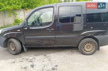 Минивэн Fiat Doblo 2010 в 