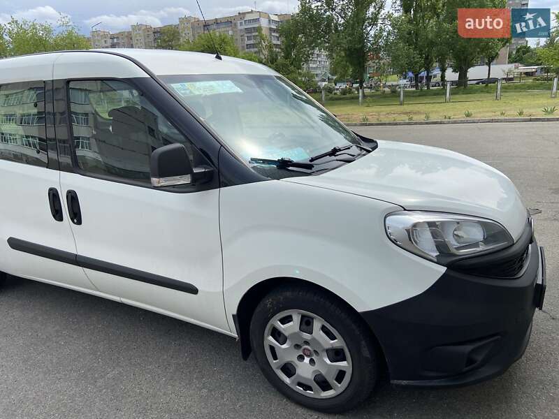 Мінівен Fiat Doblo 2017 в Києві