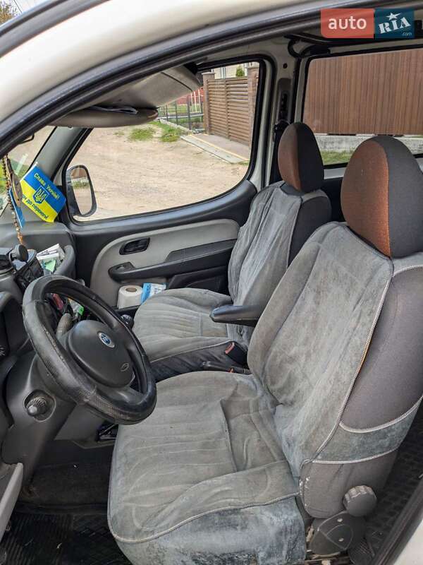 Минивэн Fiat Doblo 2007 в Львове
