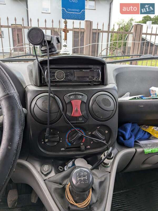 Минивэн Fiat Doblo 2007 в Львове