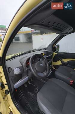 Мінівен Fiat Doblo 2005 в 