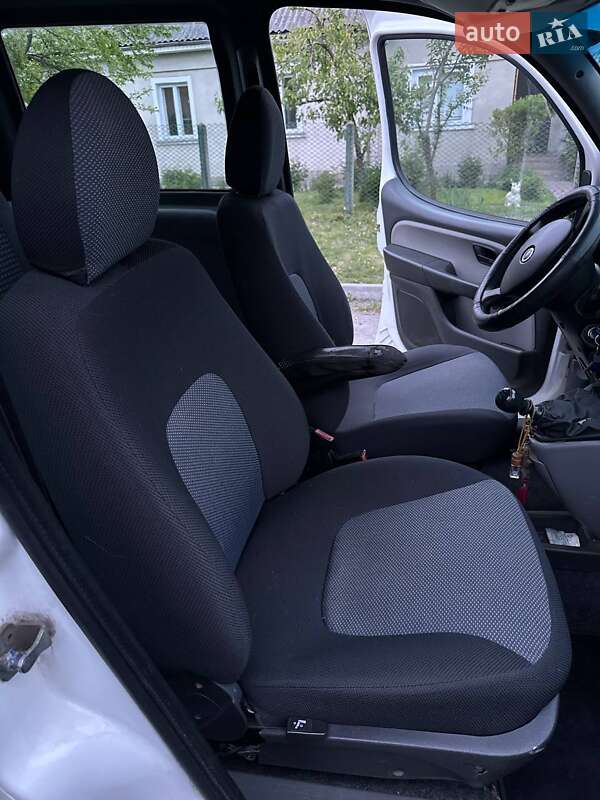 Минивэн Fiat Doblo 2007 в Шепетовке фото 14 Минивэн Fiat Doblo 2007 в Шепетовке