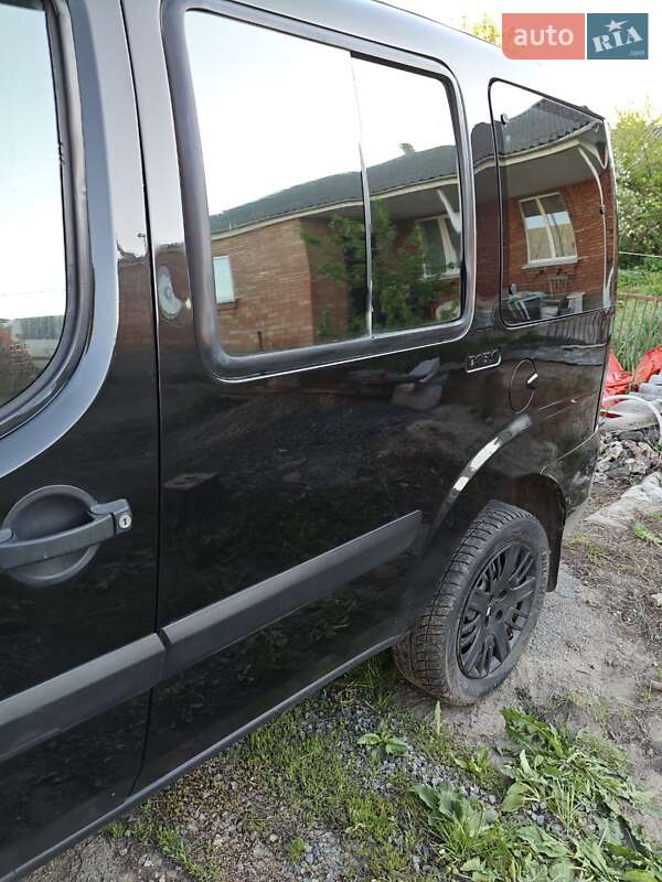 Минивэн Fiat Doblo 2006 в Хмельницком