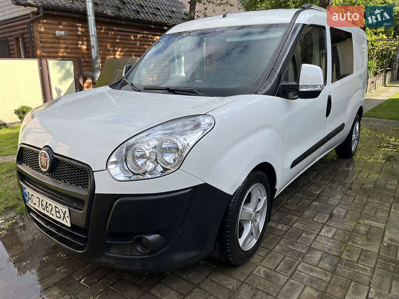 Минивэн Fiat Doblo 2013 в Луцке
