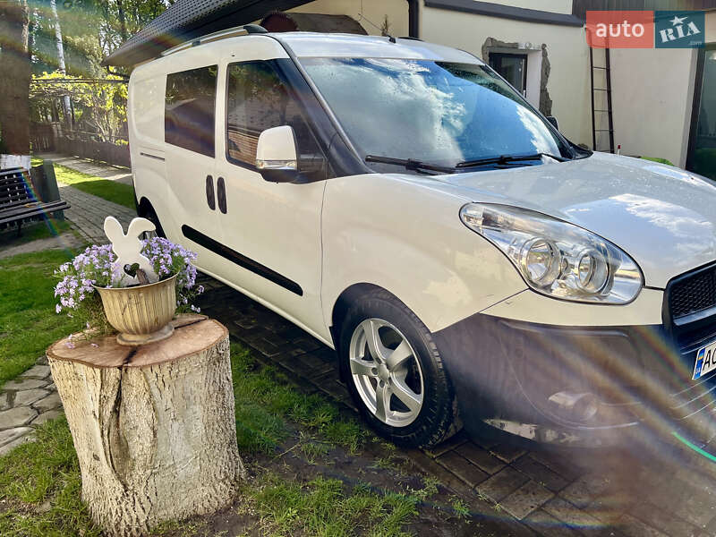 Минивэн Fiat Doblo 2013 в Луцке