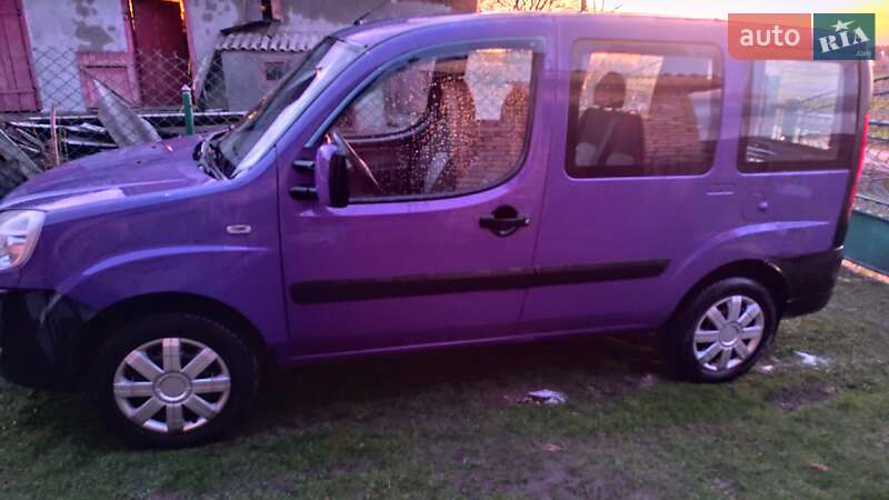 Минивэн Fiat Doblo 2008 в Львове
