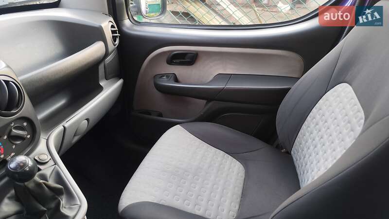 Минивэн Fiat Doblo 2008 в Львове