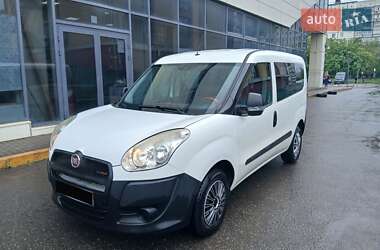 Мінівен Fiat Doblo 2011 в 