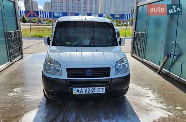 Минивэн Fiat Doblo 2006 в Киеве