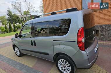 Минивэн Fiat Doblo 2011 в 