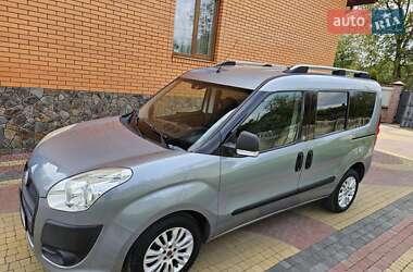 Минивэн Fiat Doblo 2011 в 