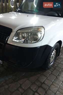 Грузовой фургон Fiat Doblo 2011 в 