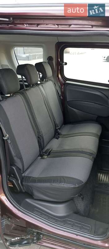 Минивэн Fiat Doblo 2013 в Киеве
