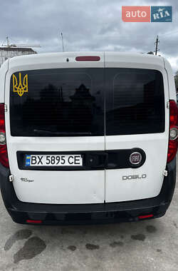 Грузопассажирский фургон Fiat Doblo 2012 в 