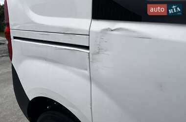 Грузопассажирский фургон Fiat Doblo 2012 в 