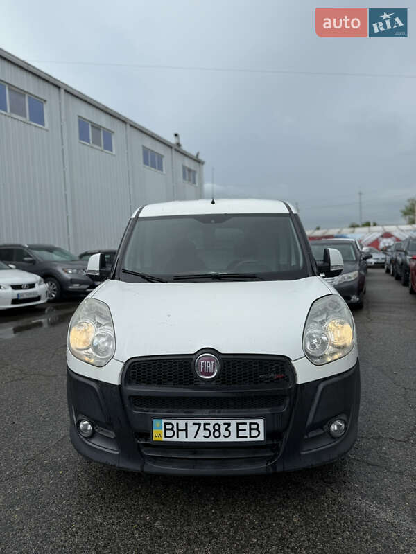 Fiat Doblo 2010