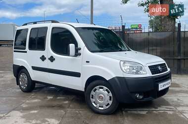 Мінівен Fiat Doblo 2008 в Києві