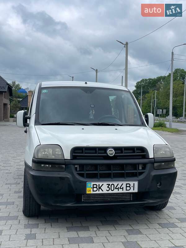 Мінівен Fiat Doblo 2005 в 