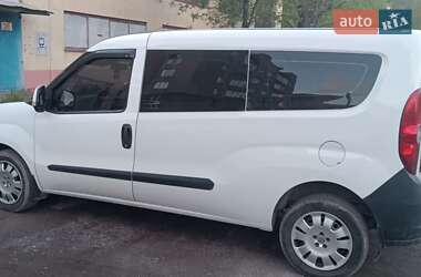Минивэн Fiat Doblo 2010 в 