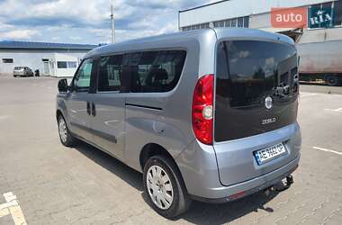 Минивэн Fiat Doblo 2011 в 