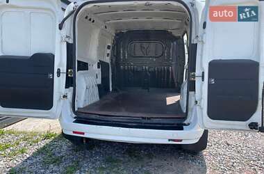 Грузовой фургон Fiat Doblo 2011 в 