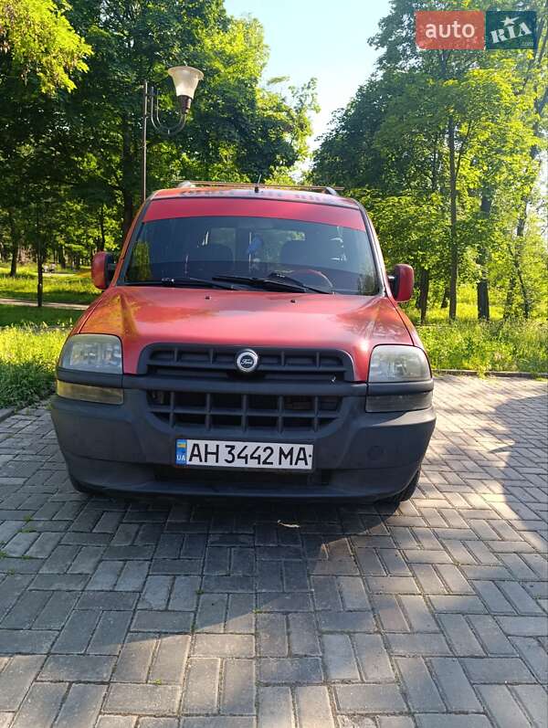 Минивэн Fiat Doblo 2003 в Краматорске