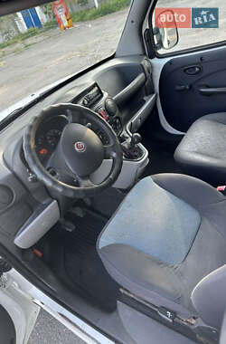 Вантажний фургон Fiat Doblo 2012 в 