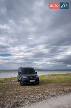 Грузопассажирский фургон Fiat Doblo 2007 в 