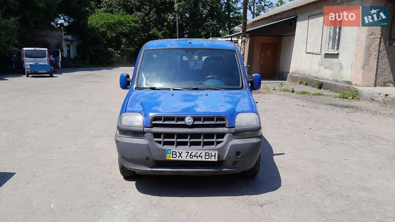 Грузовой фургон Fiat Doblo 2004 в Гайсине