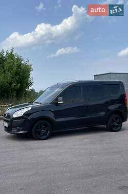 Минивэн Fiat Doblo 2010 в 