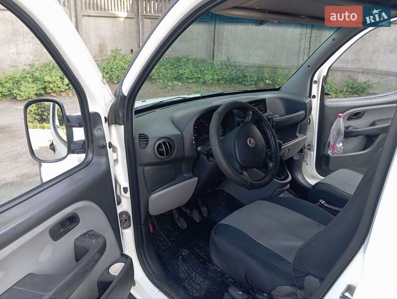 Минивэн Fiat Doblo 2007 в Виннице