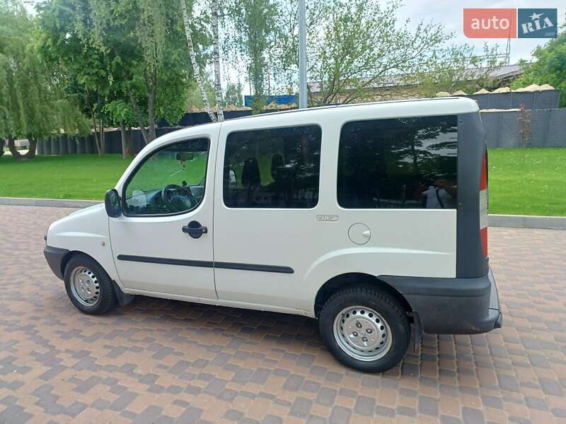 Мінівен Fiat Doblo 2003 в Києві