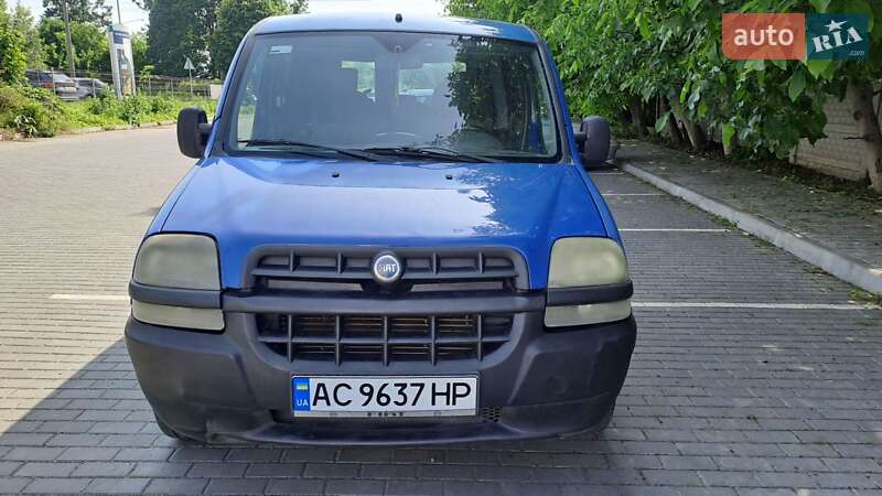 Минивэн Fiat Doblo 2004 в Луцке