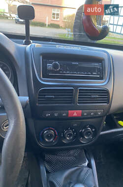 Минивэн Fiat Doblo 2010 в 