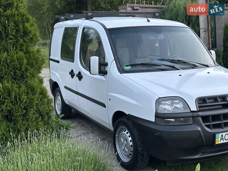 Минивэн Fiat Doblo 2005 в 