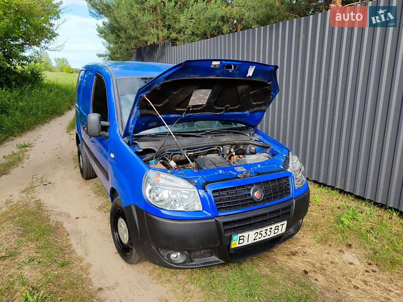 Грузовой фургон Fiat Doblo 2006 в Краснограде