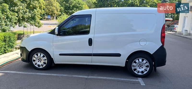 Грузовой фургон Fiat Doblo 2010 в 