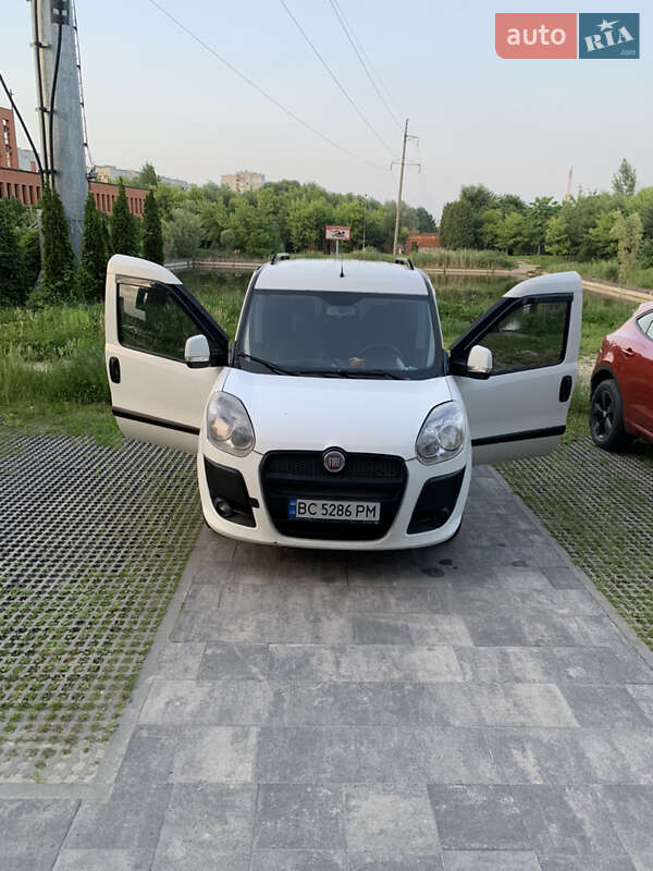 Fiat Doblo 2011