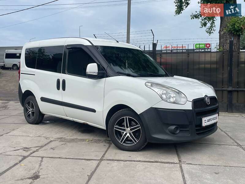 Fiat Doblo 2010
