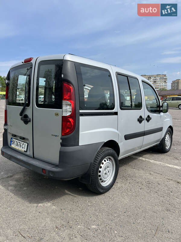 Минивэн Fiat Doblo 2013 в Ровно фото 6 Минивэн Fiat Doblo 2013 в Ровно