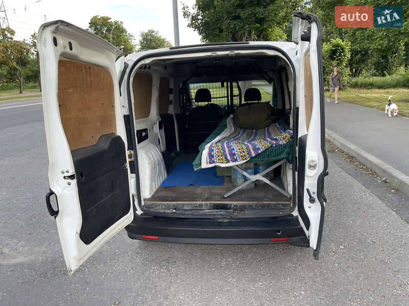 Грузовой фургон Fiat Doblo 2013 в Харькове