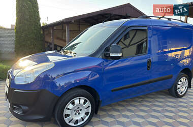 Вантажний фургон Fiat Doblo 2012 в Черкасах
