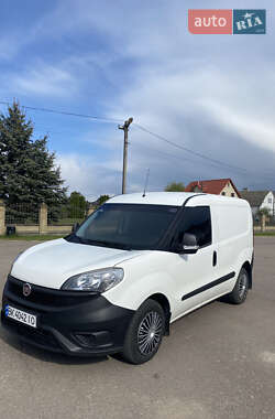 Вантажний фургон Fiat Doblo 2017 в Костопілі