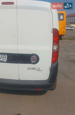 Вантажний фургон Fiat Doblo 2012 в 