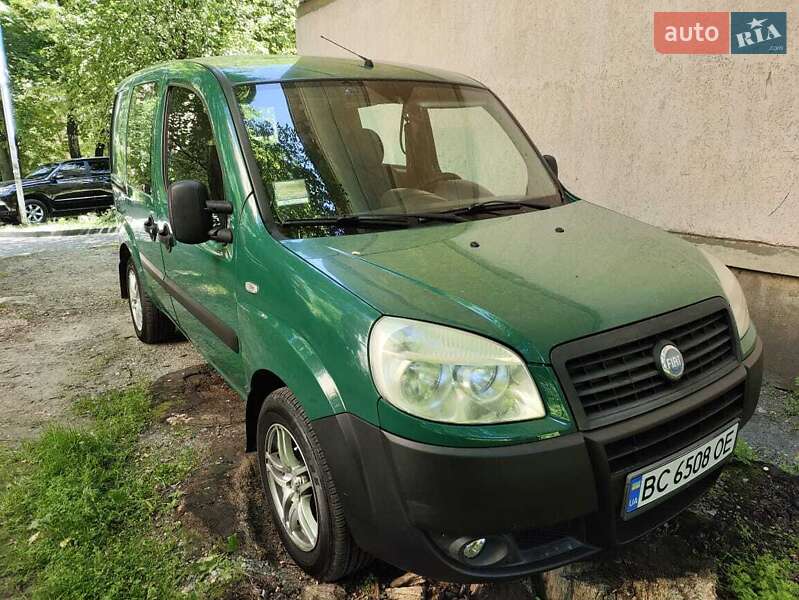 Минивэн Fiat Doblo 2007 в Львове