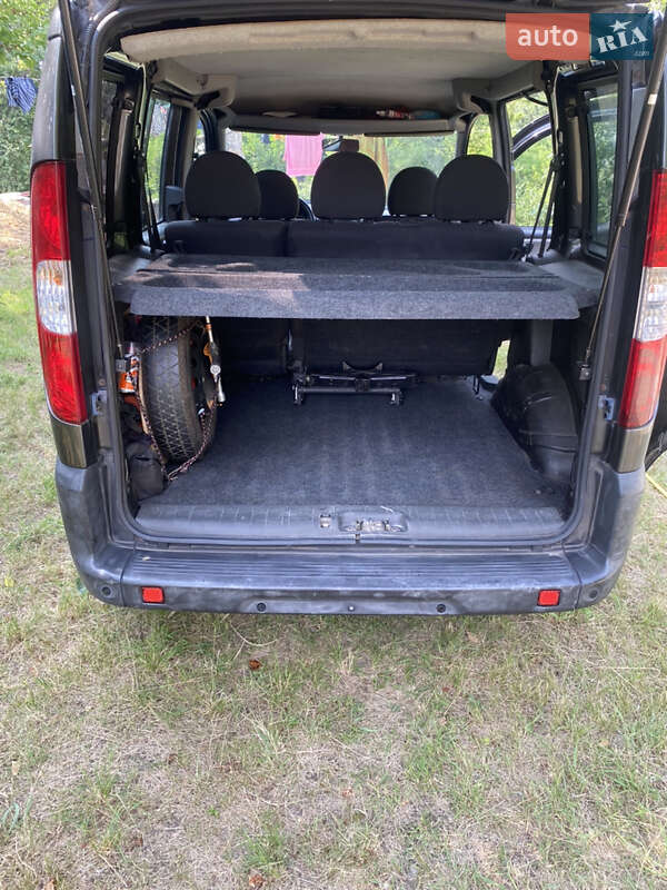 Минивэн Fiat Doblo 2007 в Киеве