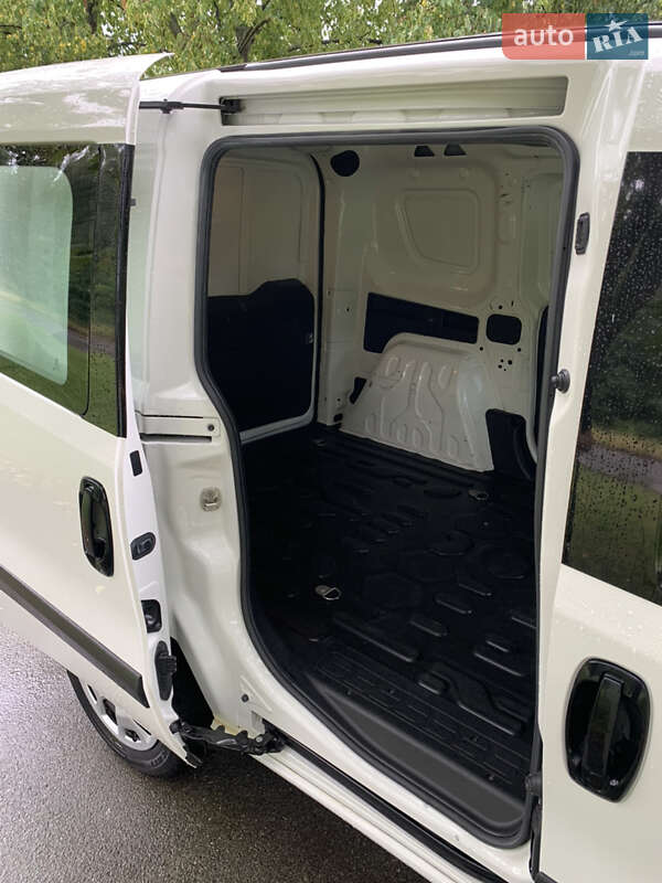 Грузовой фургон Fiat Doblo 2020 в Киеве