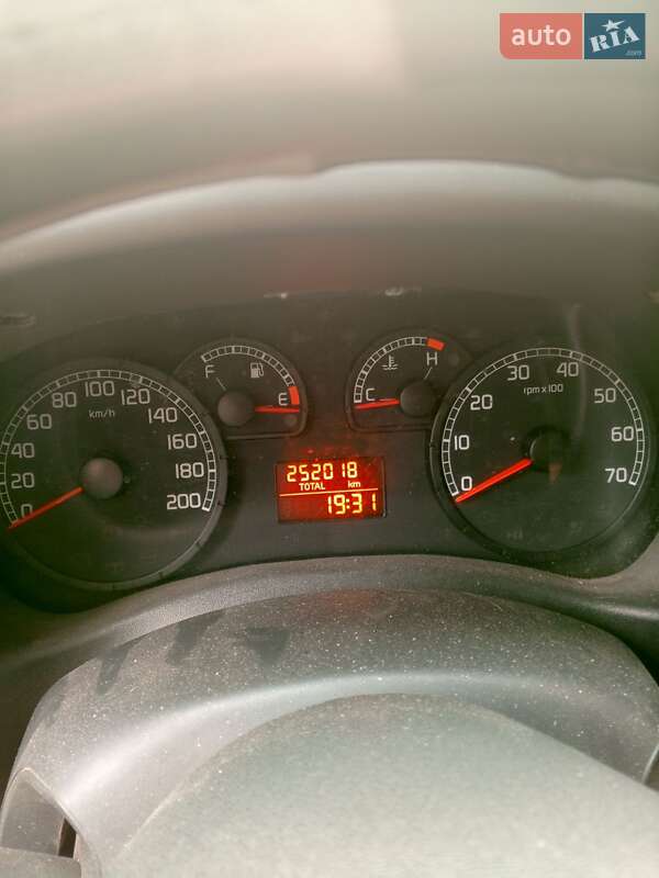 Минивэн Fiat Doblo 2007 в Киеве